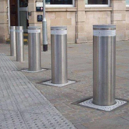 AUTOMACTIC BOLLARDS