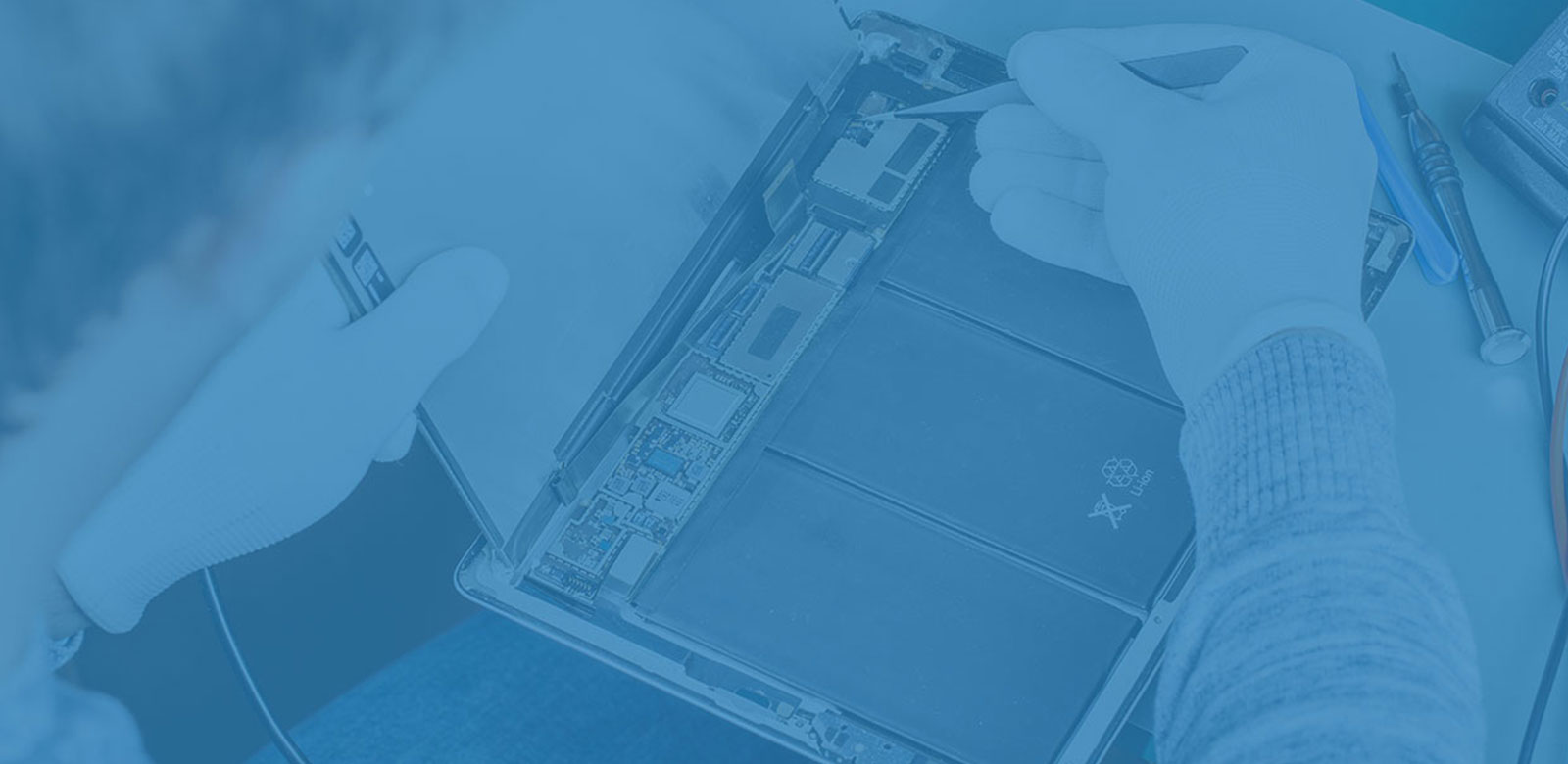 Reliable communication equipment for professional teams